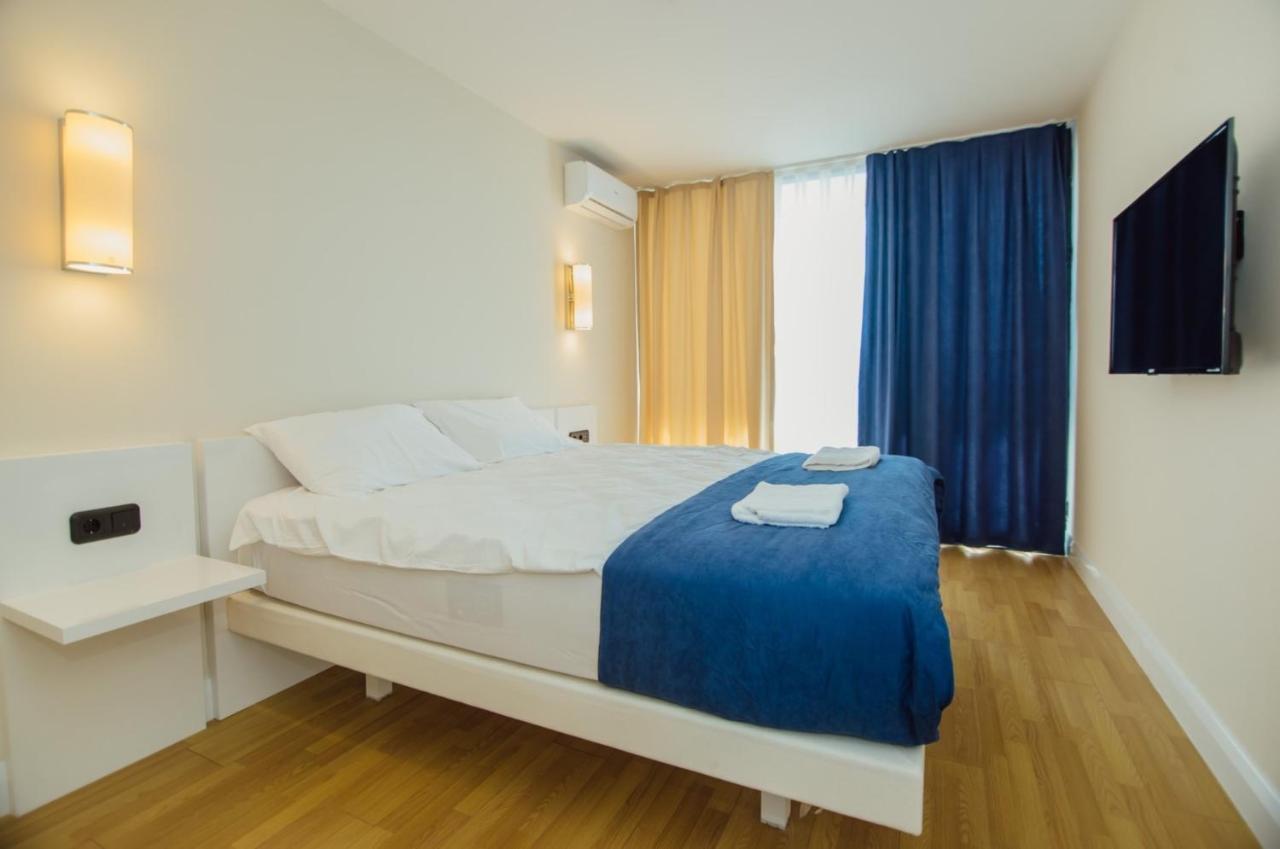Sea View Aparthotel In Orbi City Batumi Exterior foto